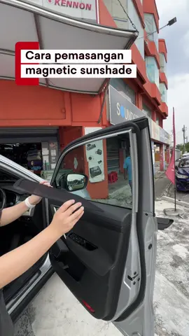 BUKAN TAK FIT, CUMA TAK TAU CAM MANA PASANG!! #magneticsunshade #sunshadekereta #sunshade 