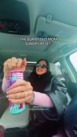DEBRA IS BACK - drop your rating below and gear up for another week! If this is your vibe, follow along, ILYLAS (First things first, I'm first ™️) #firsthingsfirstimfirst #momchat #sundayresetroutine #momsintheir30s #momfriend @Alani Nutrition  