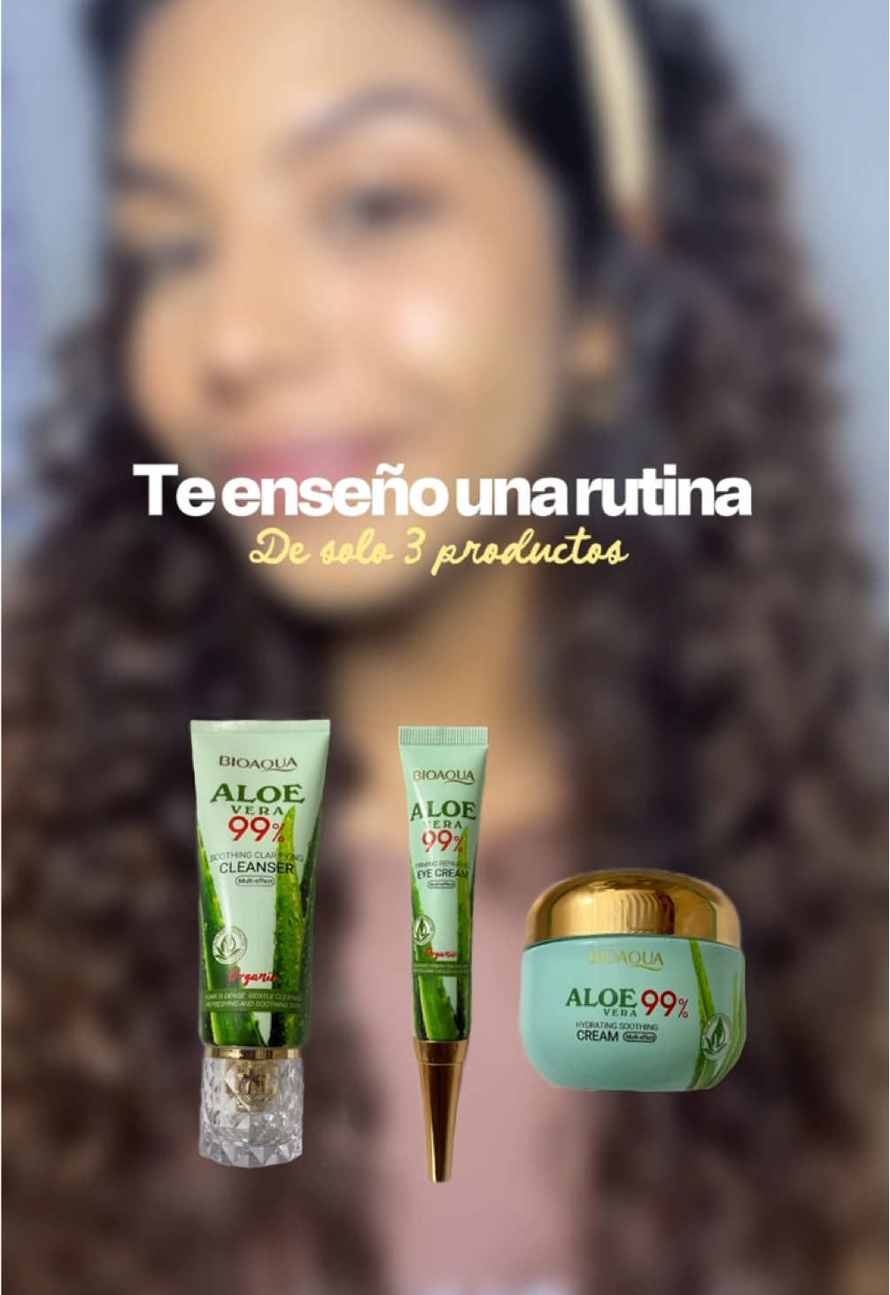 ¿Solo tienes 5 minutos? Es todo lo que tu piel necesita. 🌿⏱️ No hay excusas para no brillar. Si sientes la piel acartonada o pesada, este ritual de 3 pasos con Aloe Vera de Bioaqua es el botón de “reinicio” que buscabas. El aloe es el rey de la calma y la hidratación, y en estos tres pasos lo tienes todo: ✨Paso 1: Limpieza gentil que respeta tu barrera natural. ✨Paso 2: Un contorno de ojos que es como un café helado para tu mirada. ✨Paso 3: Crema hidratante para un acabado suave y elástico. Corto, efectivo y ultra refrescante. ¡Tu piel te lo va a agradecer todo el día, así como a @emy_faceart!  #bioaqua #bioaquavenezuela #skincare #skincarevenezuela #aloevera 