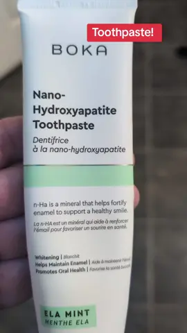 Biocompatible: Crafted to be safe and non-toxic for everyday dental health Gentle on Enamel: Supports and cares for the natural enamel structure with a scientifically advanced formulation Low Sensitivity Formula: Specially formulated to be gentle on sensitive teeth for a soothing brushing experience Nano Hydroxyapatite Technology: Incorporates nano-hydroxyapatite for strengthening teeth and restoring mineral balance Refreshing Ela Mint Flavor: Features a unique blend of mint, green tea, and cardamom for a revitalizing brushing taste Toxin-Free Ingredients: Free from fluoride, sulfates, parabens, artificial flavors, and colors ensuring safe daily use #toothpaste #oralcare @Boka Oral Care 