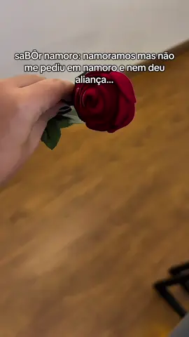 Rosa sabor aliança, me dá uma?  #aliança #pedidodenamoro #casal #CapCut 