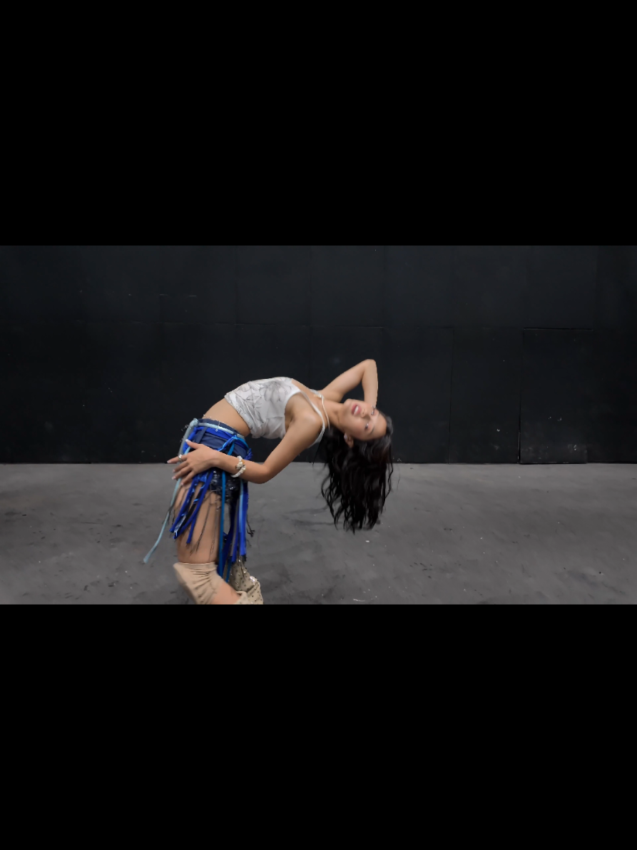 they're so insane for this ⁉️ @nonawav #nona #worknona #dancechoreography #dancevideo 