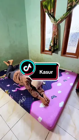 Membalas @Hii'R shop kasurnya ukuran 160x180 ya kk ku silahkan cek keranjang #kasur #kasurbusa #kasurmurah 