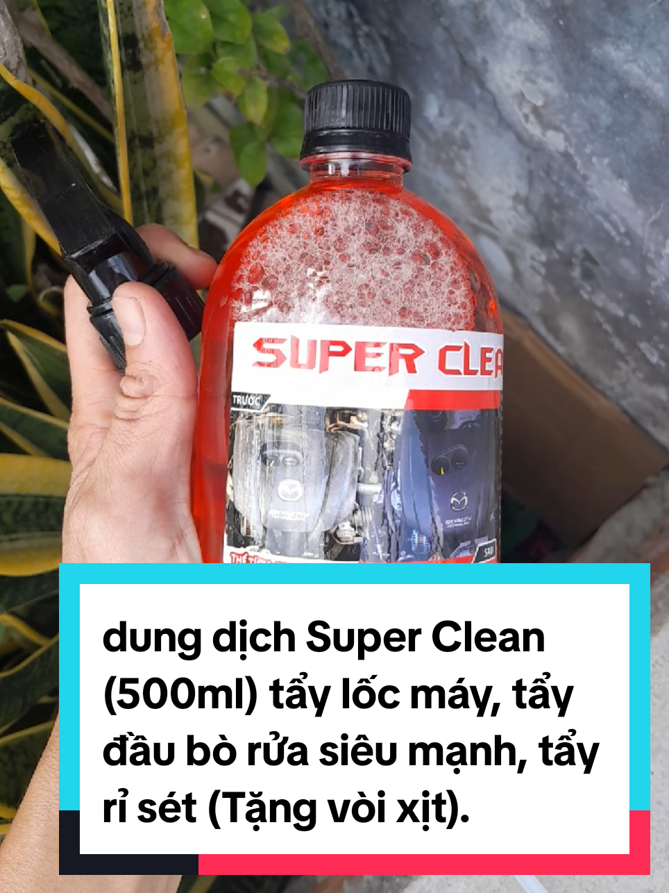 — dung dịch Super Clean (500ml) tẩy lốc máy, tẩy đầu bò rửa siêu mạnh, tẩy rỉ sét (Tặng vòi xịt). — SUPERCLEAN - SẢN PHẨM KHÔNG DÙNG ĐẾ TẨY RỬA ỐC XI, MẠ, KIM LOẠI MỎNG. — LƯU Ý: không dùng trên ốc titan hoặc ốc xi màu. #ttvshop84 #dungdichtayrua #dungdichtayruadaubolocmay #dungdichtayruaxemay #dungdichruaxesieusach 
