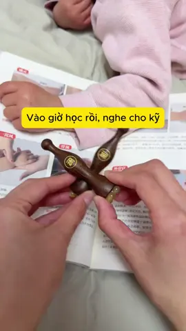 📌Bí kíp massage “bàn tay vàng” giúp bé ăn ngon, ngủ sâu cực đơn giản✨👉Mẹ bỏ túi ngay để chăm bé khỏe mạnh, không còn lo âu mỗi ngày nhé!😍#mevabe #nuoiconkhoemanh #massagechobe #bamhuyet #mebimthongthai  