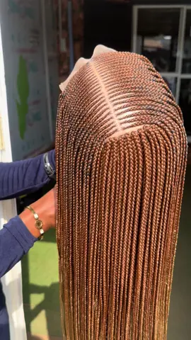Beauty at its peak 🥰🥰🥰 Luxury braided wig for women who loves to stand out always …… Color 30/27 5by5 closure  28inch long  Available for immediate pickup only for fastest finger  Can be customized to your preferred color Location is ikorodu Lagos state and delivery is nationwide #creatorsearchinsight #luxurybraidedwigs #luxury #nigeriansindiaspora #braidedwigsinlagos 