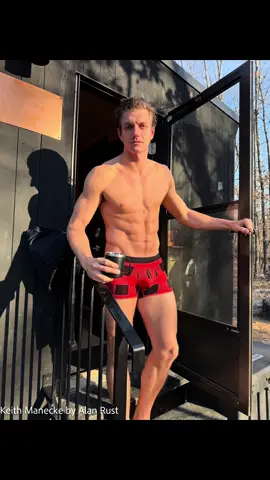 Meet me at the cottage (ODM version) #heatedrivalry #malemodel #shirtlessguys 
