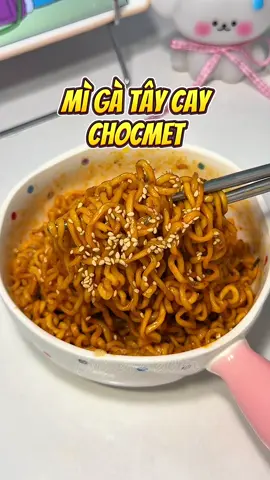Team mê mì cay đâu hết rồi nè 😋 #anvat #micay #chocmet #mitron #blablabum 