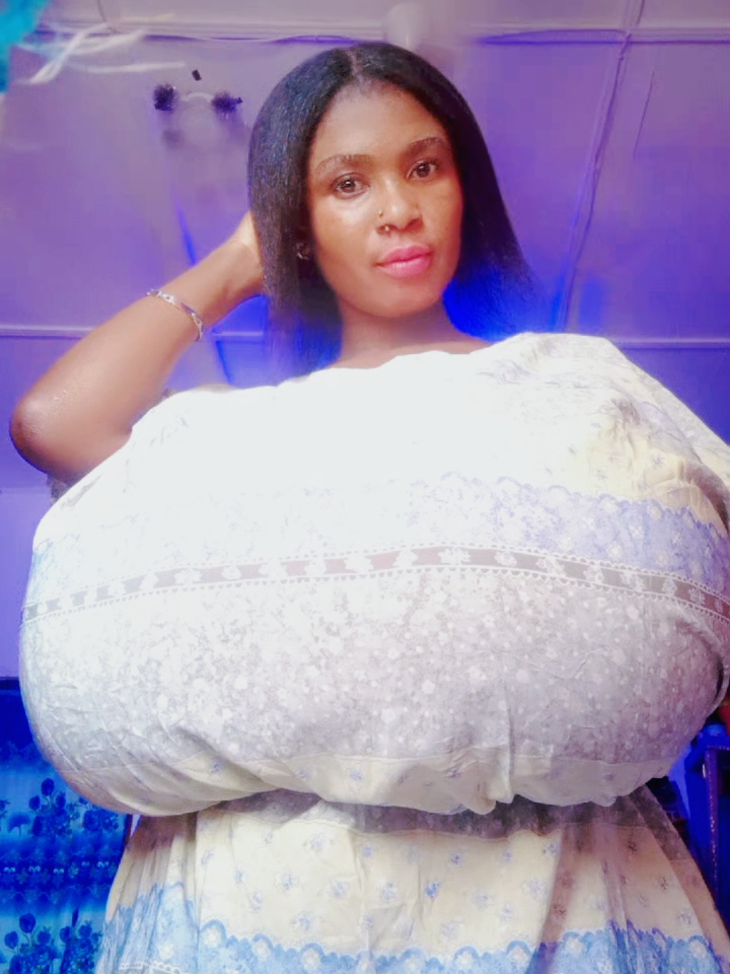 rarely unique ☺#aproudcapricorn #fullycovered #androidgirlie 