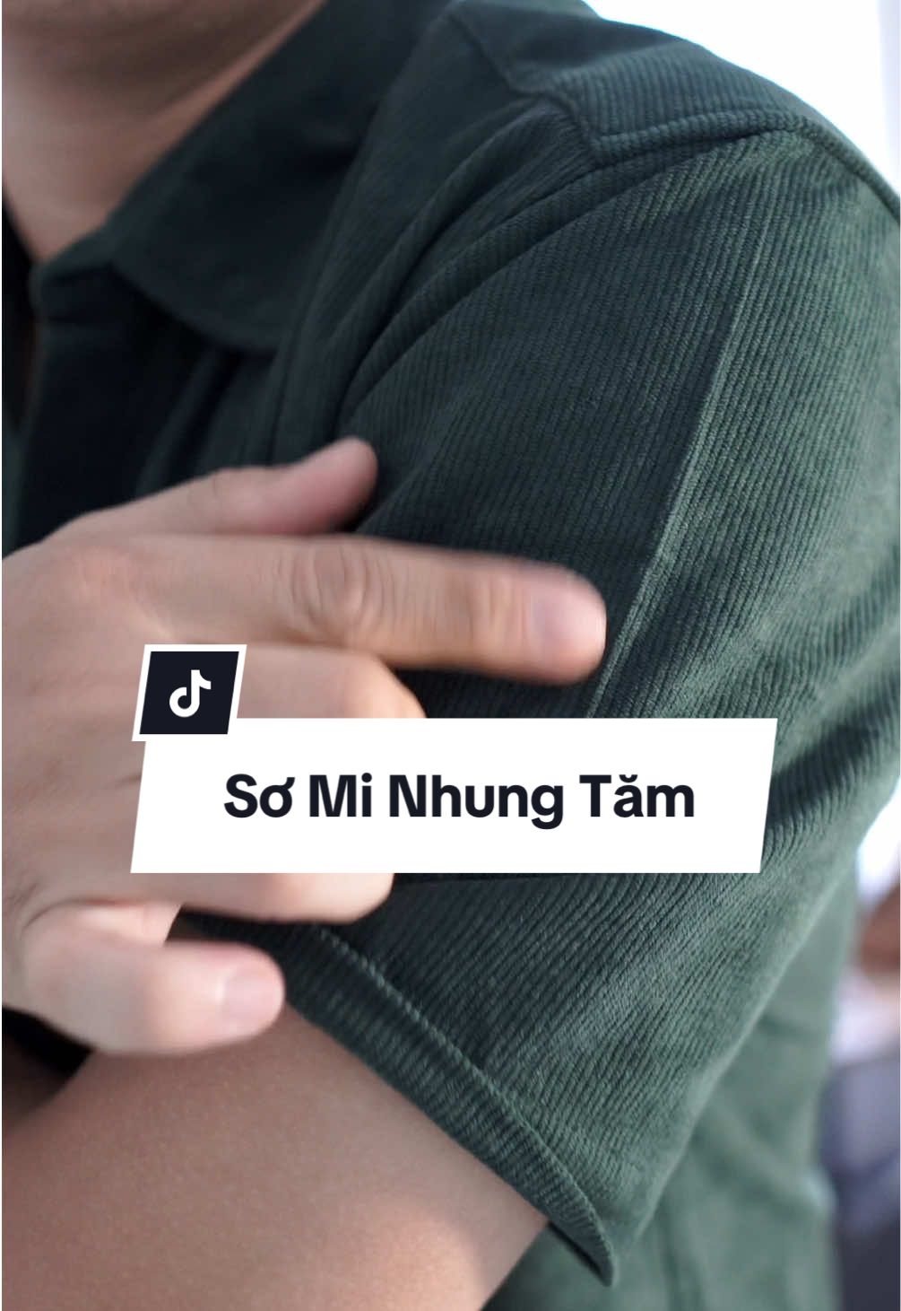 Áo sơ mi ngắn tay nam nữ, chất nhung tăm #aosomi #thoitrangnam #xuhuong 