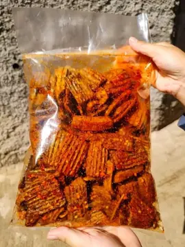 #kerupuk #kerupukjengkol #kerupukjengkolpedas #Kerupuk jengkol pedas daun jeruk isi 500gram Cemilan Instan rasanya enak 