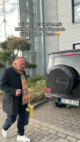 Welchem Verein drückt ihr die Daumen? 🏟️ #fussball #stadion #Vlog #düsseldorf #ceo 