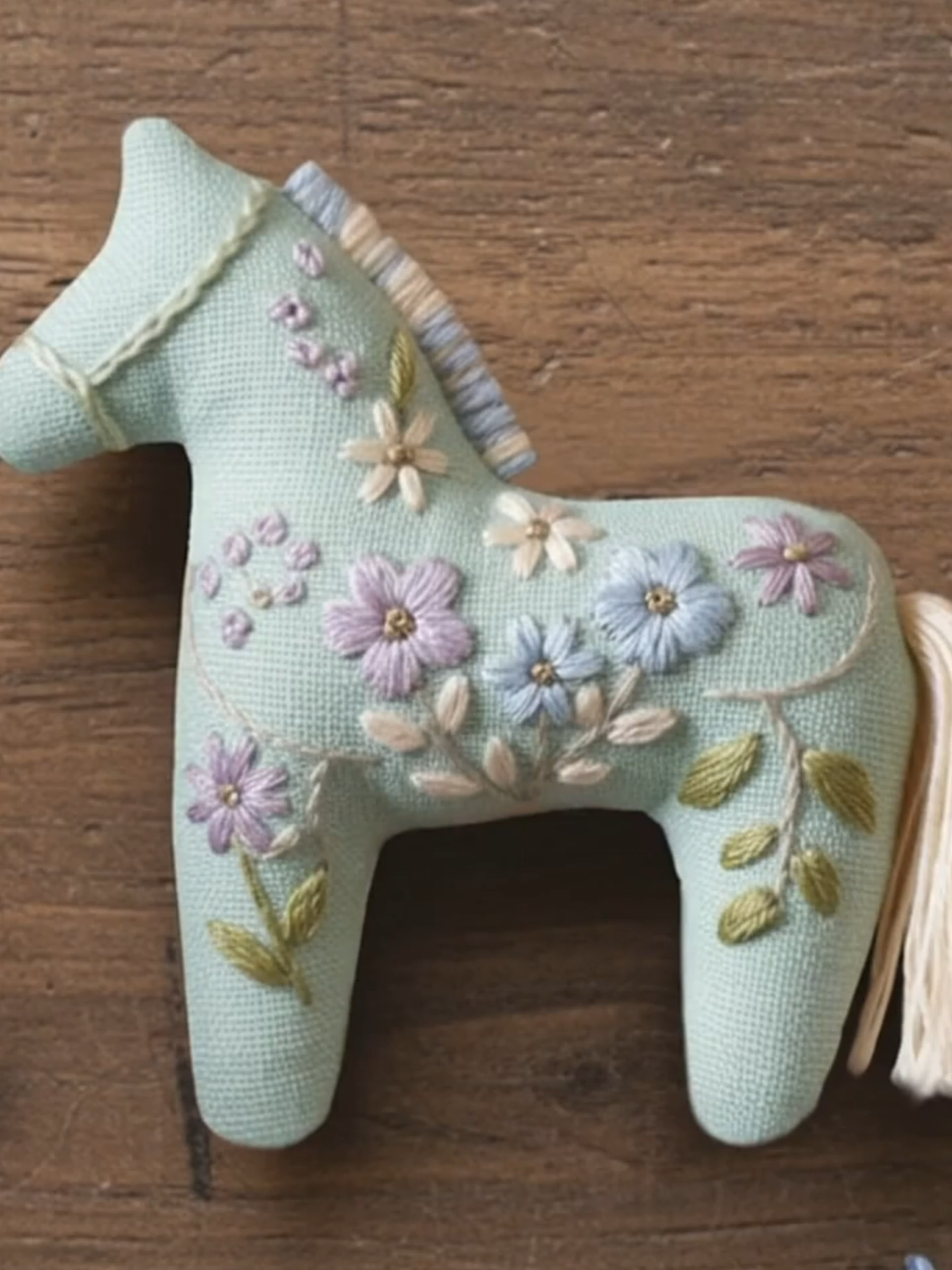 Tiny pony, huge joy! 🧵🐴#embroidery #DIY #diyproject #newyear #horse #newyears
