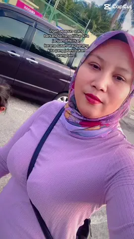 Takde paksaan untk ingt kebaikan aku. Nak abaikan pun blh,aku tak rugi apa2😉. Aku pun x pernah ckp aku baik mcm malaikat😌. Setiap manusia ada kekurangan ada kelebihan🫶🏻 dpt ke faham? 🤜🏼🤛🏻👍🏻
