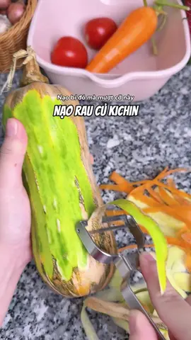 Nạo bí đỏ nó mượt cỡ này cơ mà #naoraucuqua #naoraucukichin #fuongthieungu 