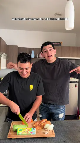Haciendo de wingman con mi amigo soltero junto a @Knorr #Publicidad #ElKnorrYaLoTienes