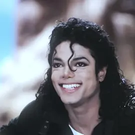 He wasn't human, he was a gift sent from God. People never appreciated him, even though his soul was full of love, never anger. Talented, empathetic, beautiful, simply perfect. We will never see another such innocent soul. Michael was unique and always will be. Accused of a crime while innocent, Michael has a unique and special place in my heart. May he rest in peace. r.i.p. #michaeljackson #michaeljacksonedit #foryoupageシ #kingofpop #xzybca 