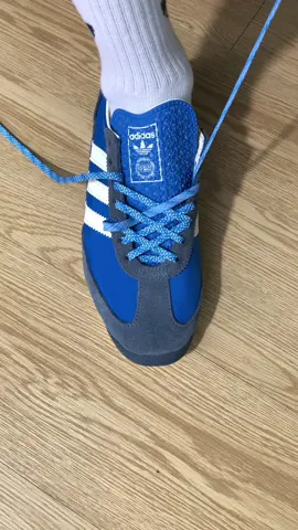 Thắt dây giày sneaker #shoes #sneakers #daygiay #daygiaybanto #sneakerdaygiay 