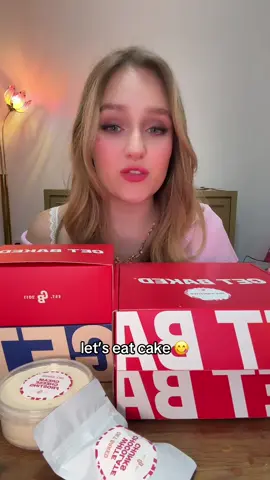 i feel sick now 😭😭 #dessertmukbang #getbaked #eatingvideos #eatwithme #brucecake getbaked bertha cake valentine’s day cake desserts @GET BAKED® 
