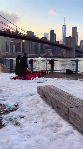 Valentine’s Day proposal in Brooklyn 💍 #nyc #newyork #newyorkcity 