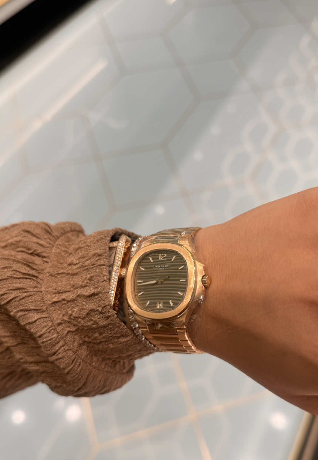 Patek Philippe Nautilus Ladies Rose Gold 💗 #pristinejewelers #fypシ #diamonddistrict #nycwatches 