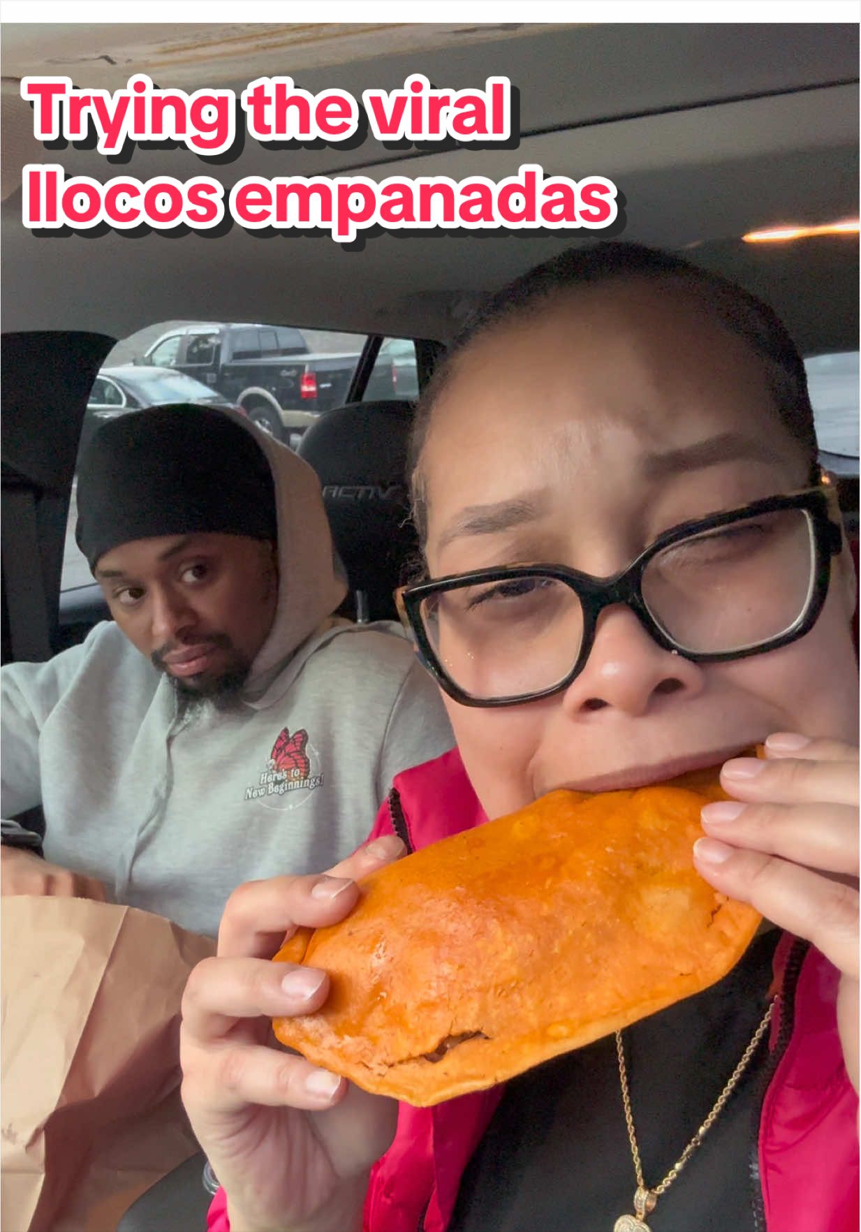 I tried the viral llocos empanadas at The Heritage located in Federalway, Washington. The empanadas were super good, and very seasoned. The lumpia’s were super tasty as well. Def a hidden gem I must say. 🔥🔥 📍1500 S 336th st Federalway, Washington 98003 #foodreview #Foodie #review #empanadas #viral 