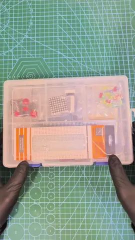 البداية الصحيحة لأي مشروع إلكتروني تبدأ من Arduino 🔥 فتح صندوق Arduino Starter Kit — كل قطعة فيه تفتح لك باب لمشاريع لا حدود لها 💡 متوفر الآن في Voltx Store ✔️ قطع أصلية ومناسبة للطلاب والهواة والمحترفين 📩 للطلب والاستفسار: 07782724494 أو راسلنا على الحساب: @Voltx__store شاهد باقي القطع والمشاريع من خلال زيارة الحساب 👆 #arduino #arduino_iraq #electronics #engineering #iot 
