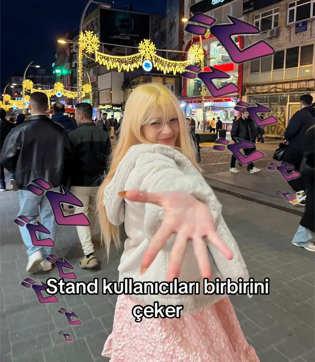 Çekiyormuş cidden #jojo #jojosbizarreadventure #goldenexperience #zawarudo @ErayLamperouge 