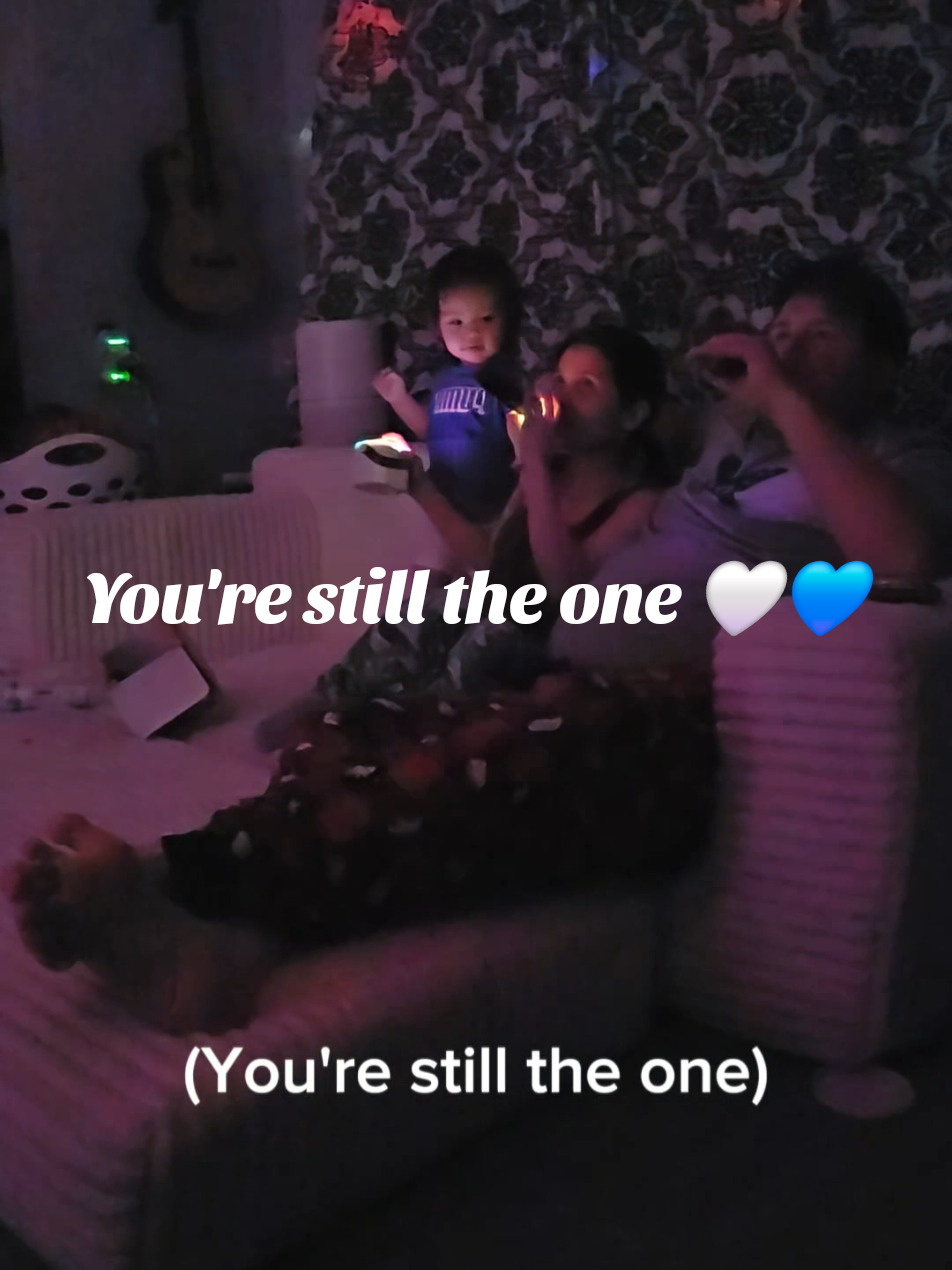 You're still the one 🤍💙 #filamcouple🇵🇭🇺🇲 #filamfamily 