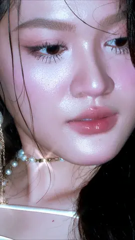 Video hậu trường cho buổi chụp vừa rồi. Dù là tết nhưng tôi vẫn muốn hoàn thành và up nó lên, vì thật sự mê hoặc bởi vẻ đẹp này #nguyenthaostudio #chupanh #vinhlong #daotaonhiepanh #capcut 