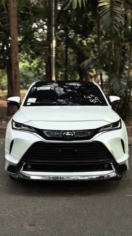 TOYOTA HARRIER Z-LEATHER 2020 Up for Grab ☎️01797105064 #JapanImportedCars #readystock #bdcars #LuxurySUV #toyotaharrier 