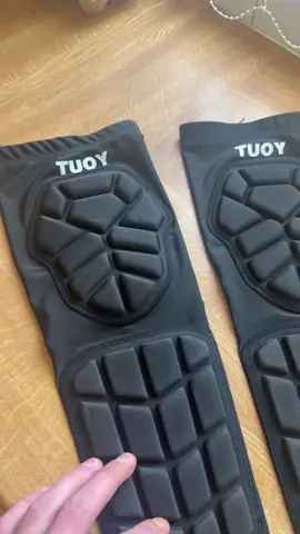Knee Pad Protective Calf Shin Guards For  Leg Compression Sleeve Pad For Football Basketball Volleyball Soccer Protective Gear Calf Support Cuff With Anti-Slip Strip (1 Pair)#knee #tiktokshop #TIKTOKMADEMEBUYIT #kneepads 