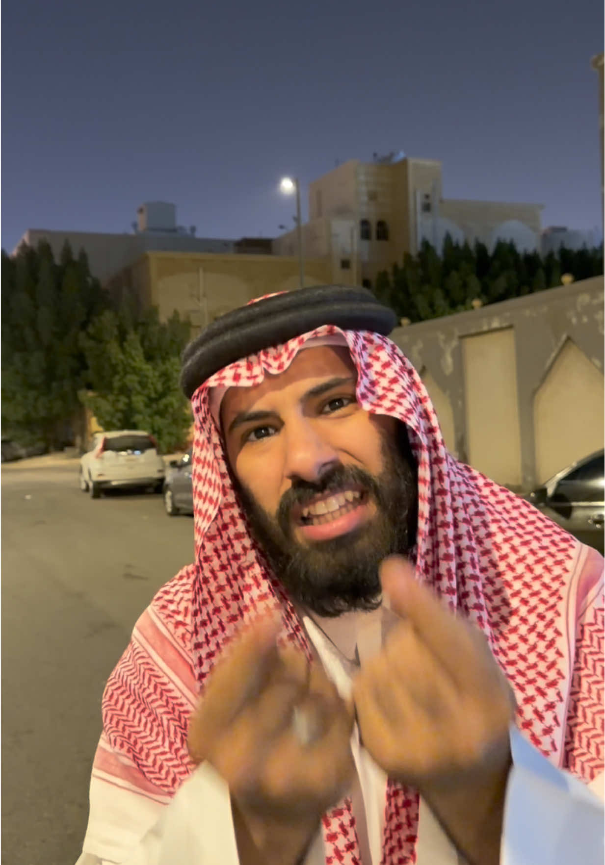 ‏اتعبنا الإمام اليوم الله المستعان ##طارق_العمري