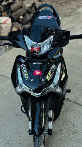 အမဲရောင်လေး🤪🖤#125iไฟเลยวงลม #125cc #viral #fypシ 