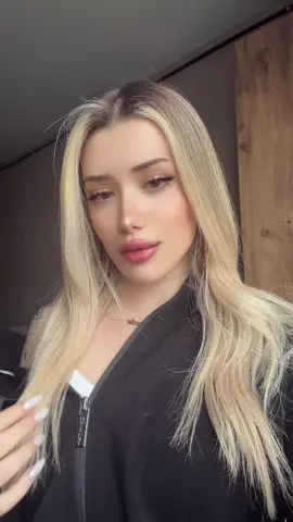 Ses benim sesim arkadaşlaaar🎀