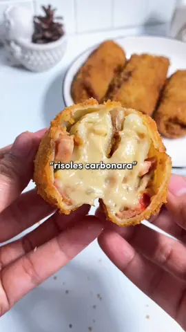 Risoles carbonara✨ crispy diluar creamy di dalem😍 @La Fonte Pasta  #risolescarbonara #risolcarbonara #LaFonteSausCarbonara #CreamynyaBintangLima #masakanbella 