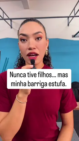 Você nunca engravidou… então por que sua barriga parece de grávida? Má postura. Escape de xixi. Dor nas costas. Barriga estufada. Pode ser diástase. E quase ninguém fala sobre isso. Segue o perfil para aprender a fortalecer seu abdômen do jeito certo — mesmo sem nunca ter tido filhos. #diastase #barrigaestufada #corefeminino #saudedamulher #treinointeligente
