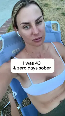The funny thing about this sobriety journey is how much grace I’m finally able to show myself. I look at myself from even a year ago and I see some botched Botox and lip filler, some major awkwardness (that probably isn’t ever leaving 🤗), and despite it all I’m just so incredibly proud of myself… for once. I’m proud of putting myself out there and showing up and believing in myself, and it kind of cancels out any of the cringe. This journey has been messy and hard and it’s shaped me. Without the length of it and the time it’s taken, I wouldn’t have been able to handle the opportunities I’ve been given. Trust the journey. Embrace the challenges because that’s where the goodness is. That’s where the foundation gets built. Embrace the cringe. That version of you wasn’t embarrassing. She was building the woman you are now.  #sober #sobercurious #alcoholfree #quitdrinking #soberaf 