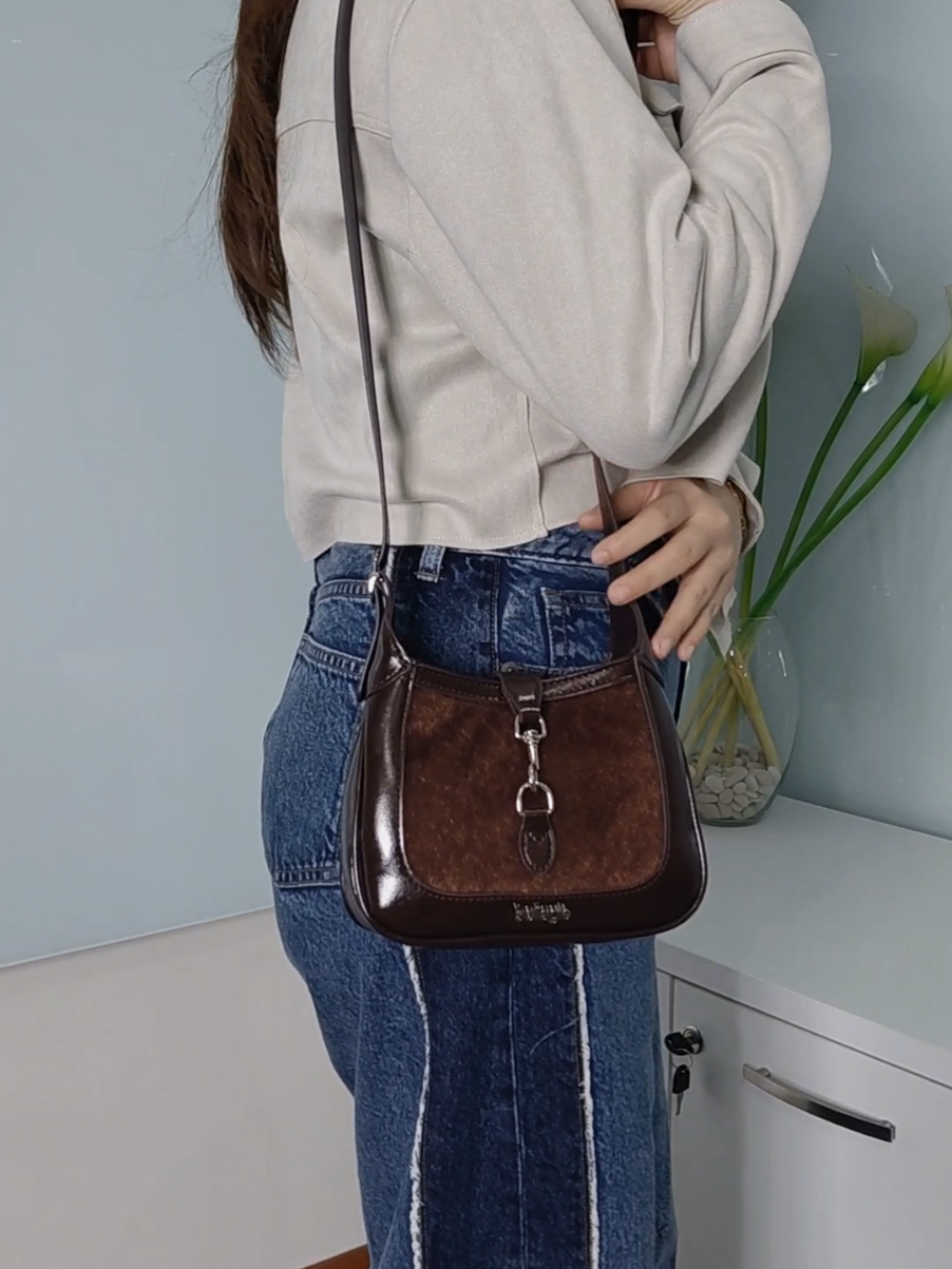 Corporate but make it chic 💫 #bellagio #OOTD #officelook #bellagiobag #bellagioshoes 