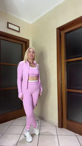 In quanti ricordano questa canzone 😅