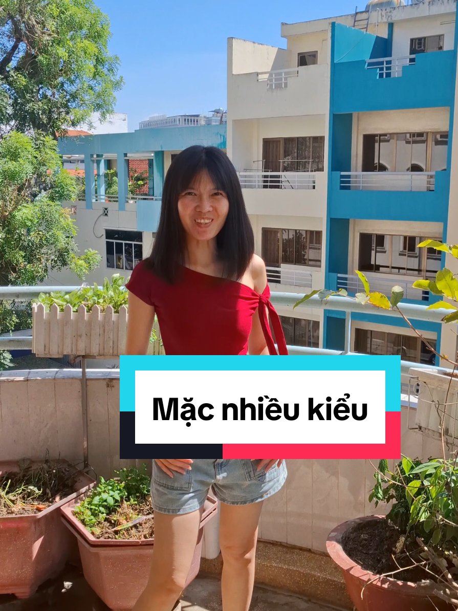 Áo lệch vai mặc nhiều kiểu#huongtran220888 #thoitrangnu #aolechvai #aotrevai @Thời trang nữ Hương Trần @Thời trang nữ Hương Trần @Thời trang nữ Hương Trần 