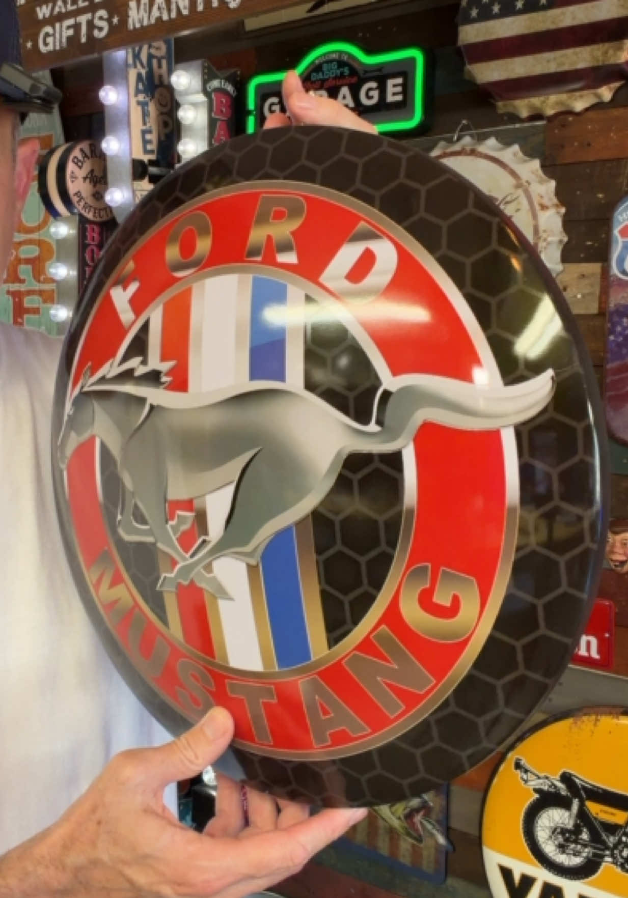 Cool Ford Mustang Wall Decor For Your Garage or Man Cave! #mustang #ford #fordmustang #mancave #walldecor 