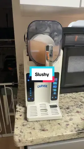 Summer you will thank you #slushie #slushymaker #pooldays #colddrinks #tiktokshopcreatorpicks 