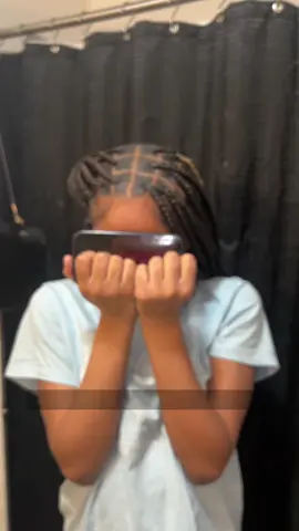 Do You Prefer Boneless Braids Or Thicker Braids ? 🤔  Personally I Like To Match The Thickness Of My Clients Natural Hair , Unless They Say Otherwise . 💇🏽‍♀️✨ #FYP #ExplorePage #PhillyBraider  #TrendingBraids #KnotlessBraids