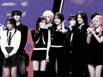 capturo qualquer mínima interação delas e já vira clip pros meus edits 🥹🥹🩷 #edit #foryou #leeseo #liz #akkaengz viral edit lee hyunseo edit kim jiwon edit leeseo edit liz edit akkaengz edit makneaz edit lizseo edit ive edit wlw edit kpop edit women love women edit they don’t know about us one direction edit foryou fy fyp coppws