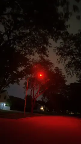 #red #streetlight #flashing #night #redlight 