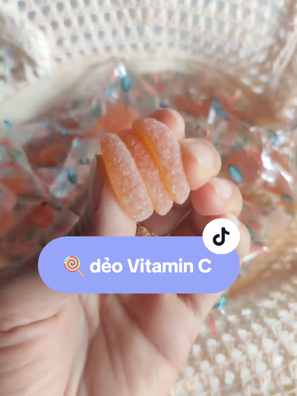 kẹo Vitamin C chân ái của bé nhà em đó ạ 🌼🌼🌼  #natc  #thucphambaovesuckhoe  #keovitaminc 