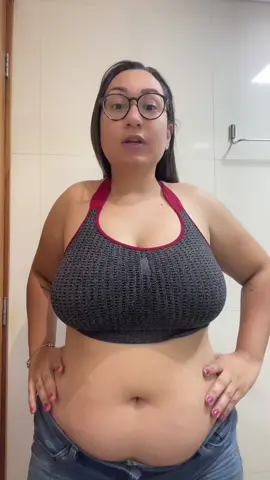 E depois de quase 3 anos, esse vídeo foi finalizado 😅💪 #antesedepois #emagrecercomsaude #GlowUp #emagrecimentofeminino 