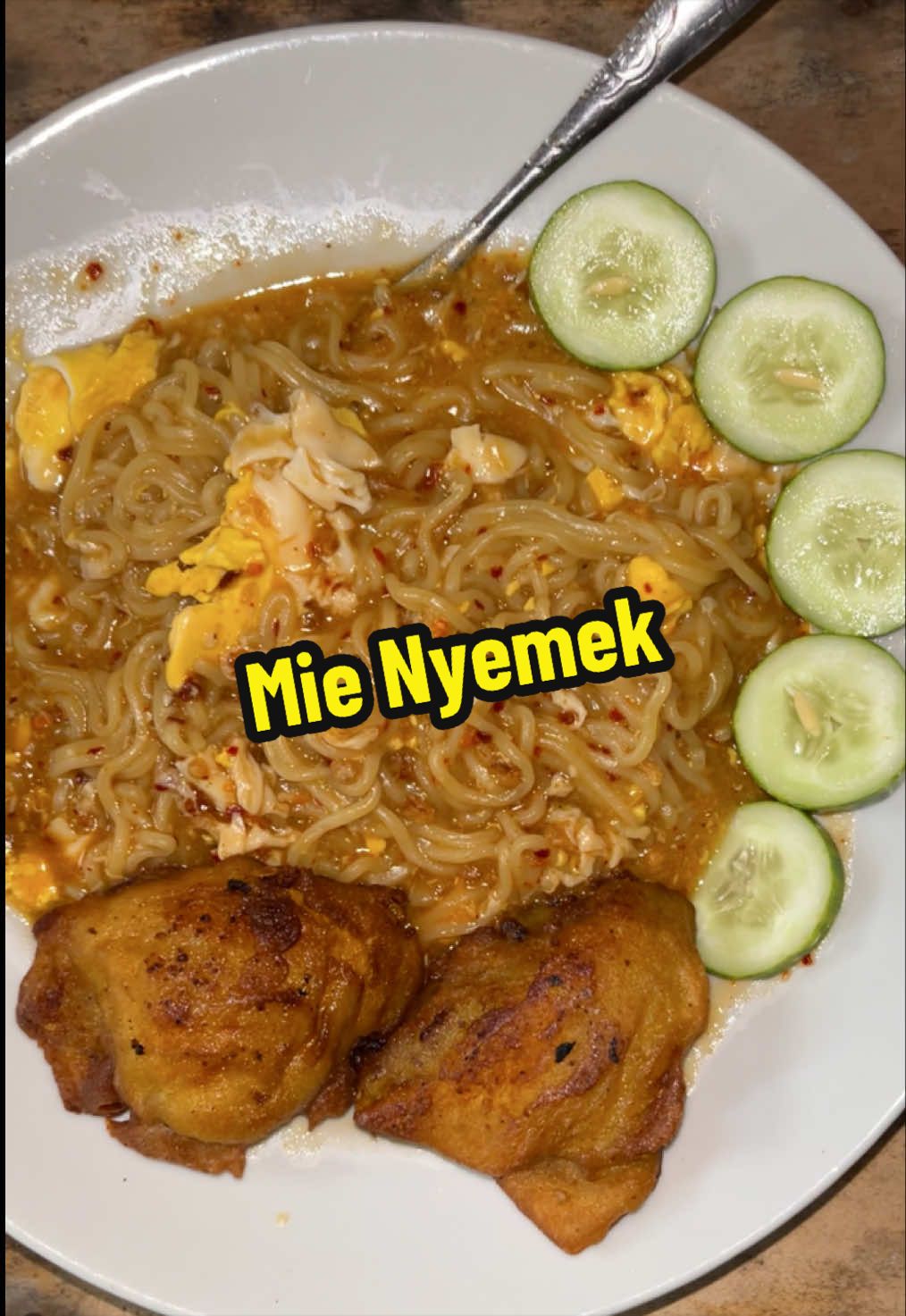 Udh lama bgtt ga bikin mie nyemek 