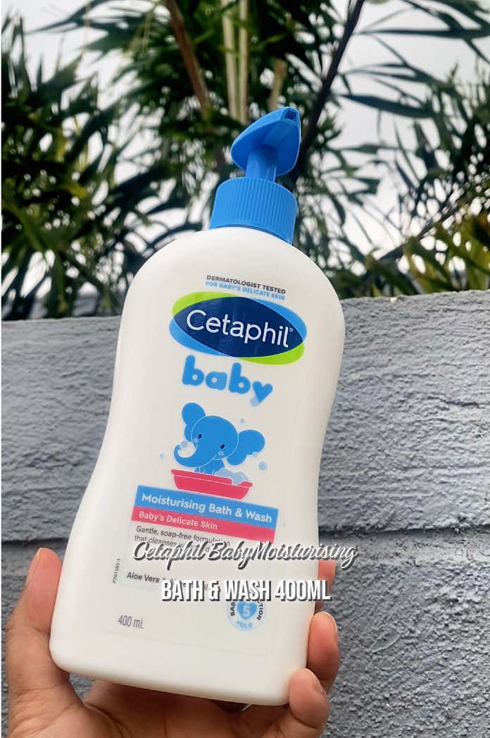 Gentle care for baby’s delicate skin 💙 Tear-free, hypoallergenic & moisturizing! Trusted by moms— #CetaphilBaby #BabyBathAndWash #SensitiveSkinCare #MomApproved #moisturizingbathandwash